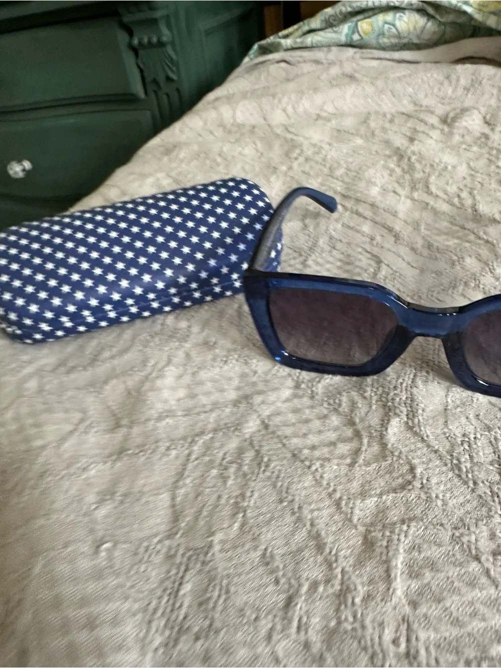 Maurices Navy Sunglasses with Hard Case NWT